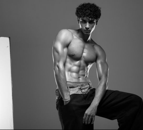 Zayed   Abdalaziz Gallery