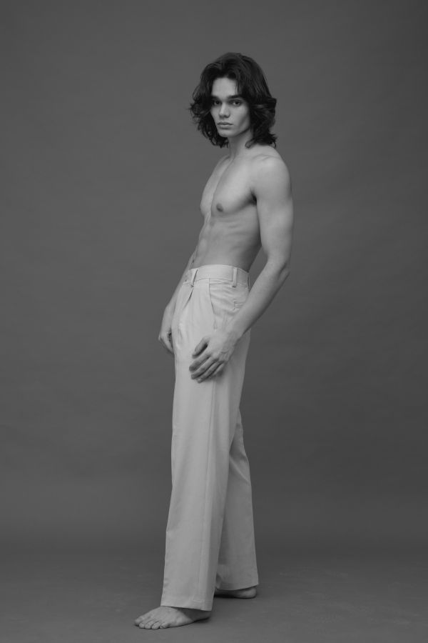 Lukas V Gallery