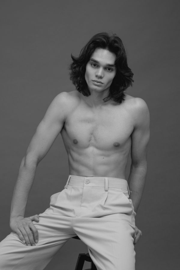 Lukas V Gallery
