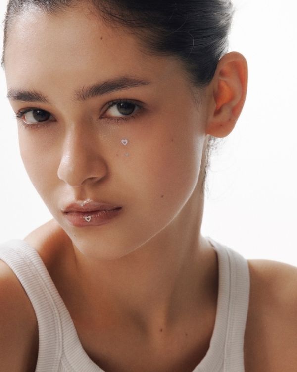 Anisa Gallery