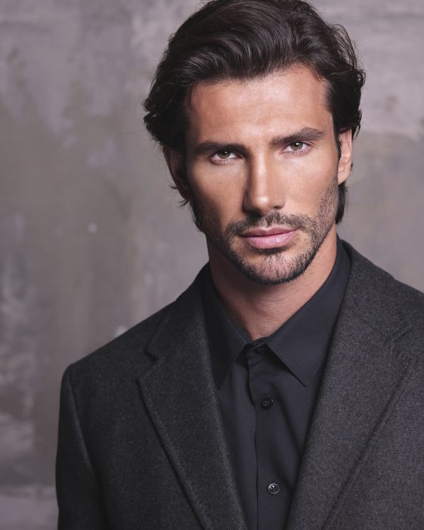 Artur Gallery