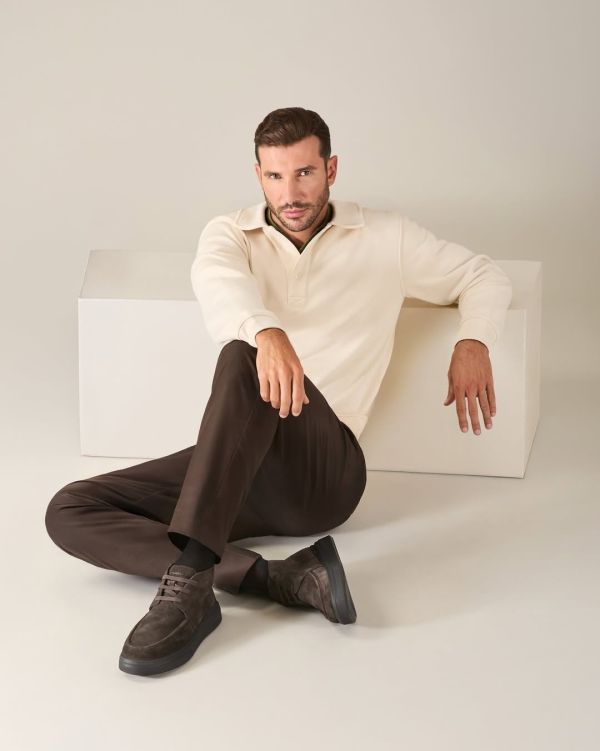 Artur Gallery