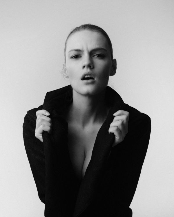 Alena Vovk Gallery