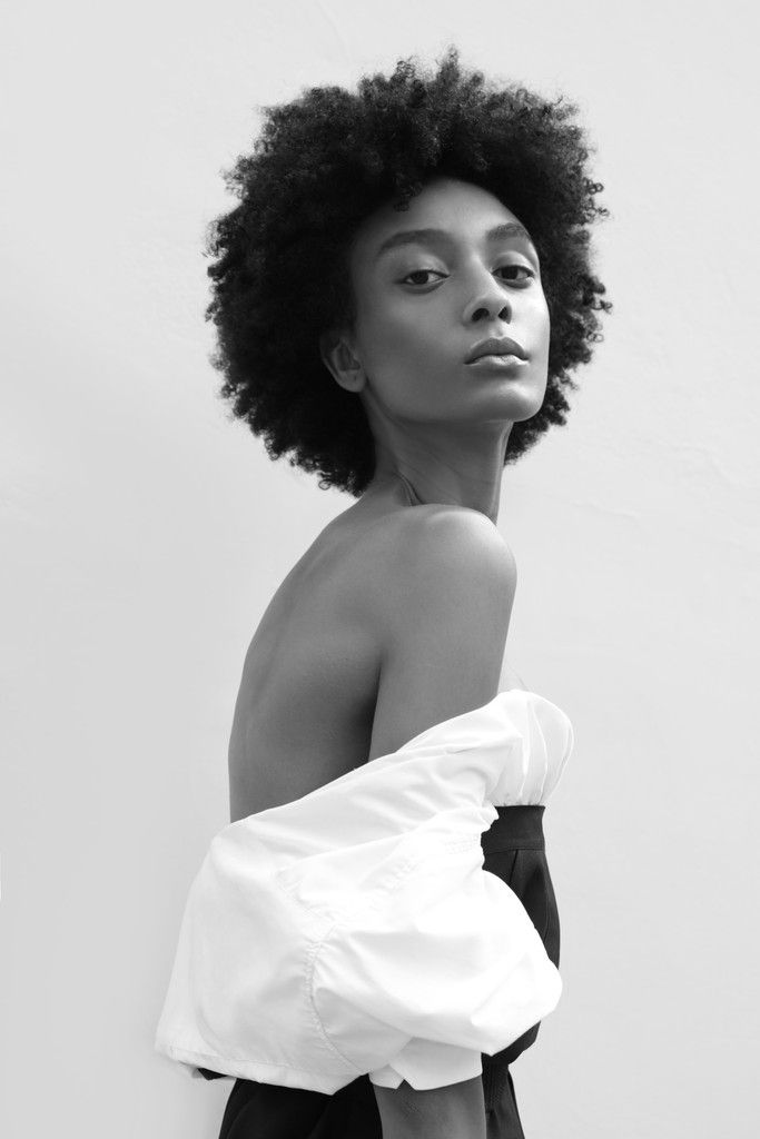 milene model portfolio photo