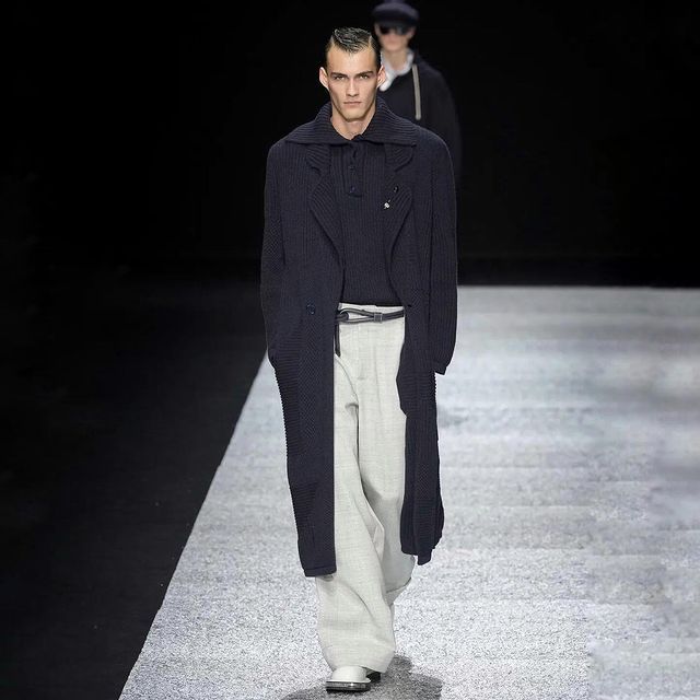 victor  model catwalk photo